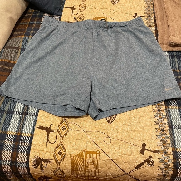 NIKE men’s size xl Dri-FIT 5" Unlined Versatile Shorts. Used. Good condition - Picture 1 of 9